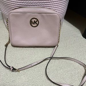 Michael Kors pink crossbody purse